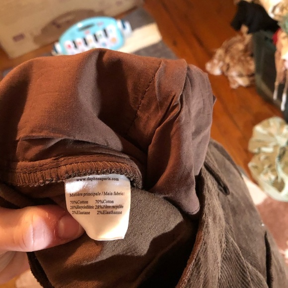 Daphnea Paris brown corduroy skirt
size small - Picture 5 of 5